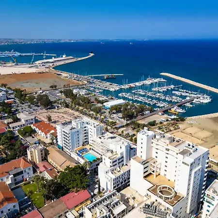 Cozy 1 Min To The Appartement Larnaca